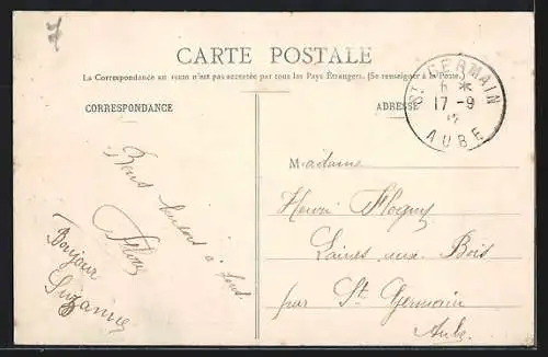 AK Macey, Panorama du village et des champs environnants