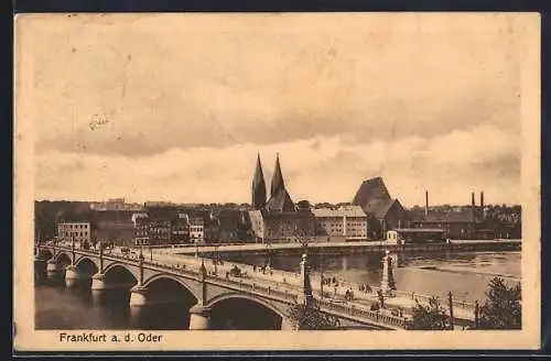 AK Frankfurt a. d. Oder, Oderbrücke, Im Hintergrund Kirche