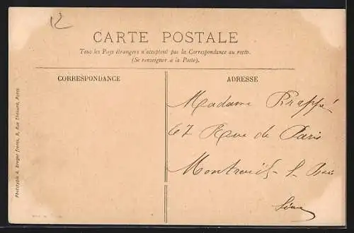 AK Lusigny, Route Nationale bordée d`arbres et maisons élégantes