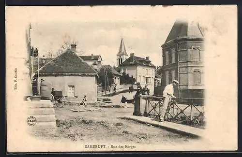 AK Ramerupt, Rue des Forges avec charrette et passants