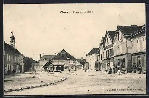 AK Piney, Place de la Halle