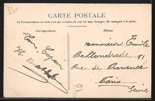 AK Jessains, L`Église et groupe de villageois devant l`édifice