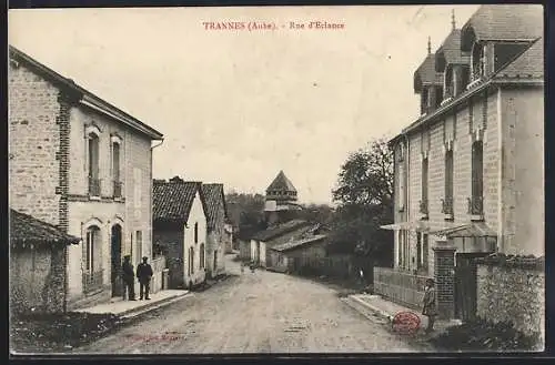 AK Trannes, Rue d`Éclance avec maisons et habitants