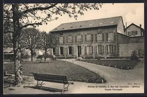 AK Troyes, Maison de Famille, 3 Rue des Taxelles, Facade Principale