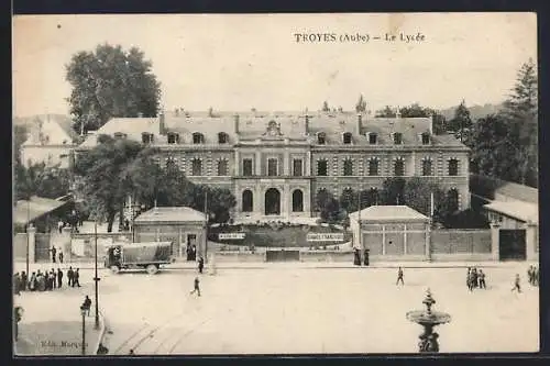 AK Troyes, Le Lycée