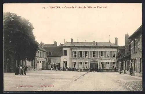 AK Troyes, Cours de l`Hôtel de Ville, État civil