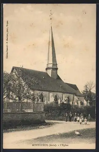 AK Montgueux, L`Église et groupe de villageois devant
