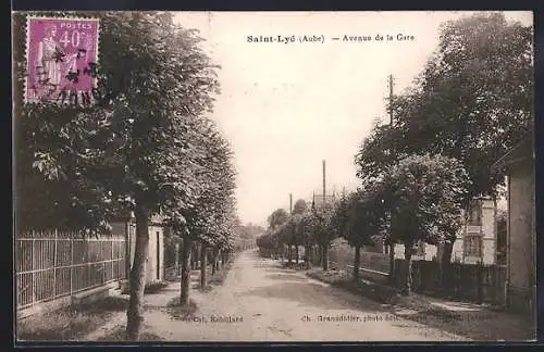 AK Saint-Lyé, Avenue de la Gare