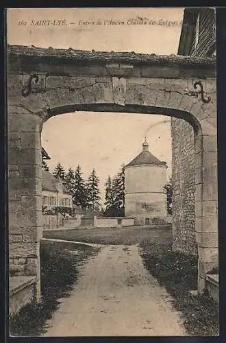 AK Saint-Lyé, Entrée de l`Ancien Château des Évêques