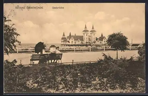AK Swinemünde, Seebrücke mit Promenade
