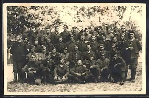 Foto-AK Nienburg / Weser, Französische Kriegsgefangene, POW's
