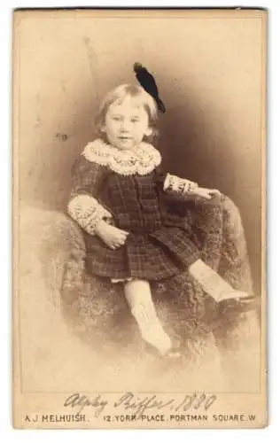 Fotografie A.J. Melhuish, London, York Place 12, Alphy Riffer im Jahr 1880