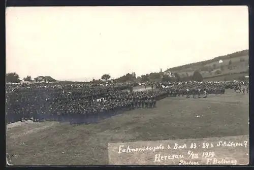 Foto-AK Herisau, Fahnenübergabe d. Batl. 83-84 und Schützen 7, 5.8.1914