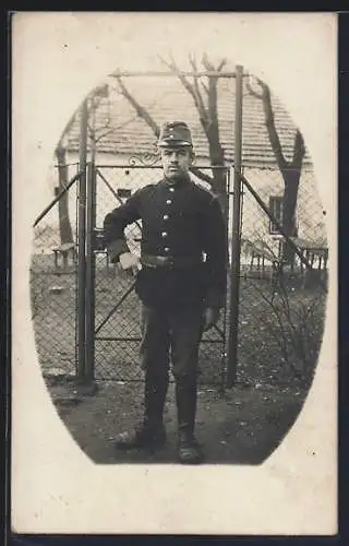Foto-AK Österreichischer Soldat in Uniform