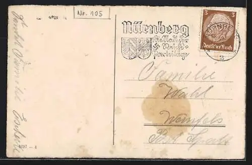 AK Kleiner Schornsteinfeger rennt mit Schlitten voller Kleeblätter durch den Schnee