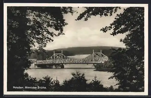 AK Potsdam, Durchblick von Babelsberg a.d. Glienicker Brücke