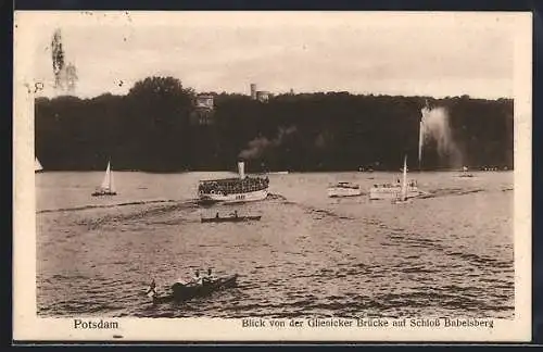 AK Potsdam, Blick von der Glienicker Brücke auf Schloss Babelsberg