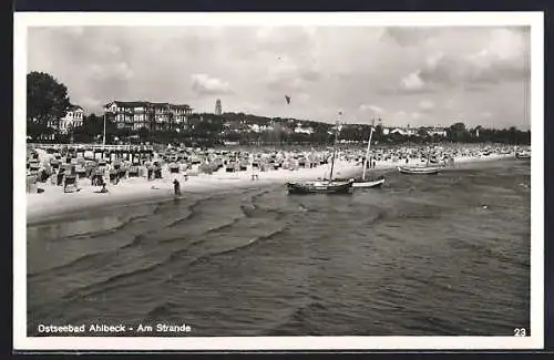 AK Ahlbeck / Ostseebad, Blick auf den Strand vom Wasser aus