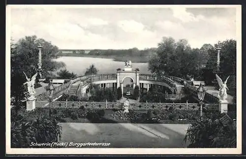 AK Schwerin /Meckl., Burggartenterrasse mit Blick aufs Wasser