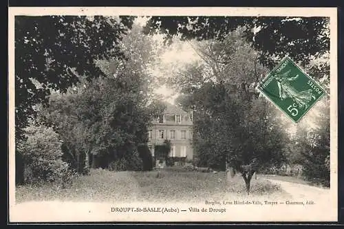 AK Droupt-Saint-Basle, Villa de Droupt entourée d`arbres majestueux