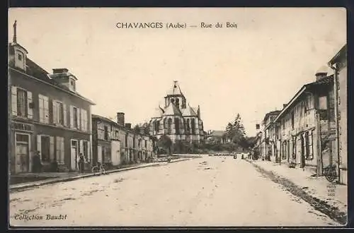 AK Chavanges, Rue du Bois avec vue sur l`église en arrière-plan