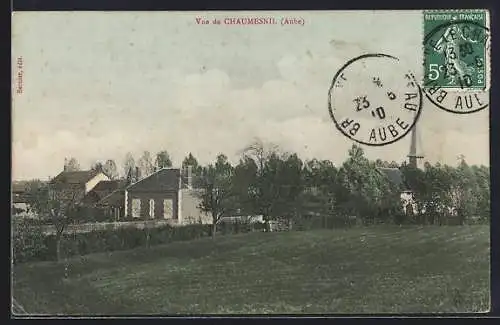 AK Chaumesnil, Vue de la campagne et des bâtiments du village