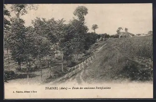 AK Trainel, Fossés des anciennes fortifications