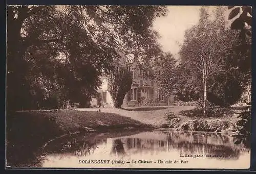 AK Dolancourt, Le Château, Un coin du Parc