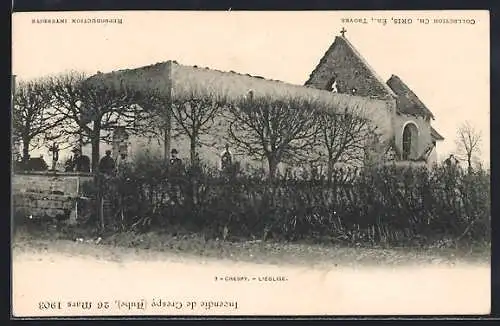 AK Crespy, L`église entourée d`arbres et de haies