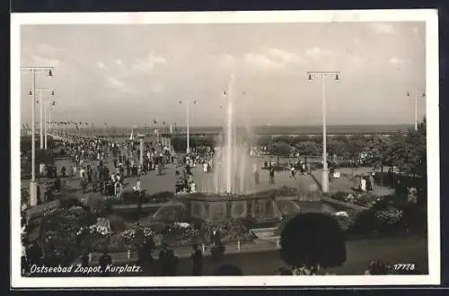 AK Zoppot, Ostseebad, Kurplatz mit Fontäne