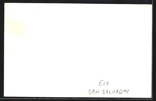 AK San Salvador, Strassenansicht im Ort