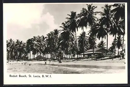 AK St. Lucia, Reduit Beach