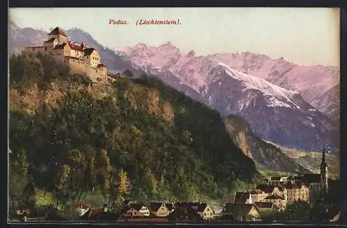 AK Vaduz, Ortsansicht mit Schloss Vaduz