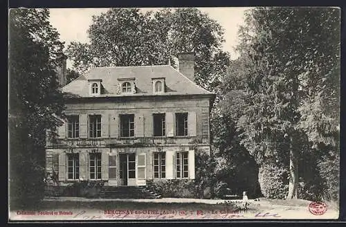 AK Bercenay-en-Othe, Le Château entouré d`arbres majestueux