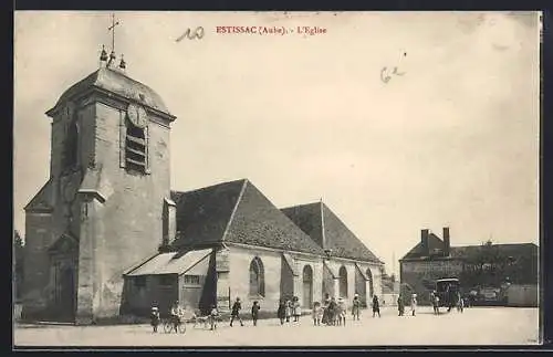 AK Estissac, L`Église avec des enfants jouant devant