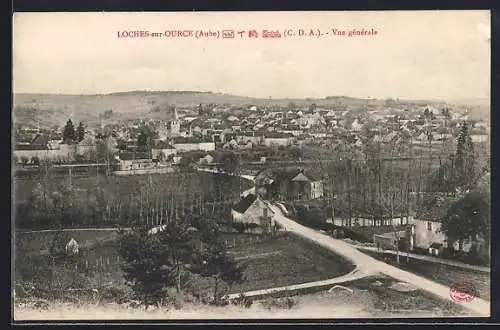 AK Loches-sur-Ource, Vue générale du village dans la campagne environnante