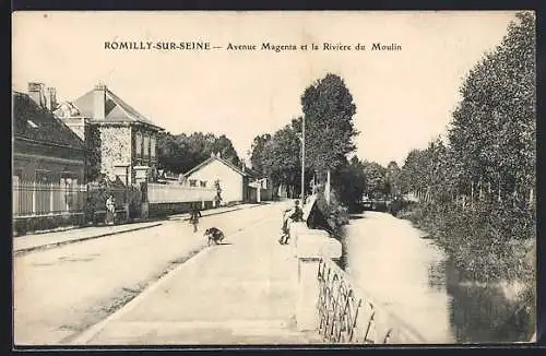 AK Romilly-sur-Seine, Avenue Magenta et la Rivière du Moulin