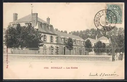 AK Romilly, Les Écoles