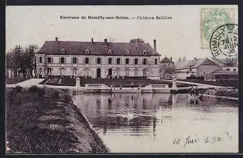AK Romilly-sur-Seine, Château Sellières et son étang paisible