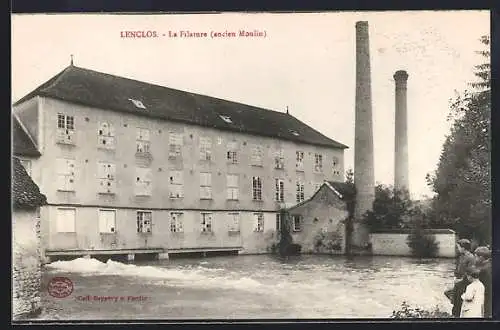 AK Lenclos, La Filature, ancien Moulin, avec cheminées et rivière en avant-plan