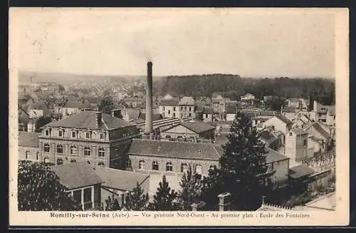 AK Romilly-sur-Seine, Vue générale Nord-Ouest avec l`École des Fontaines au premier plan