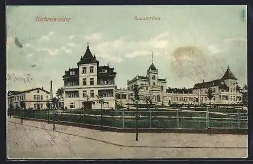 AK Birkenwerder, Sanatorium mit Strassenpartie