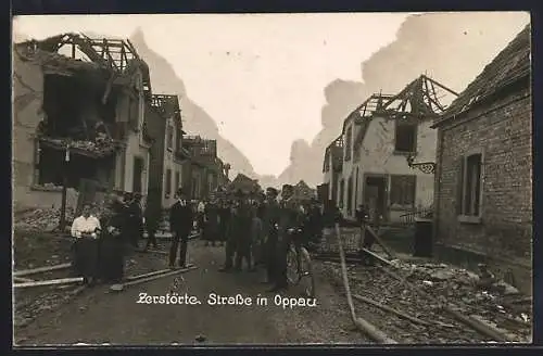 AK Oppau, Zerstörte Strasse nach einer Explosion
