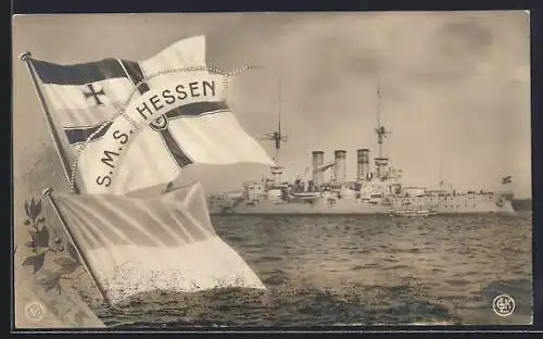 AK Kriegsschiff S.M.S. Hessen auf See, Reichskriegsflagge