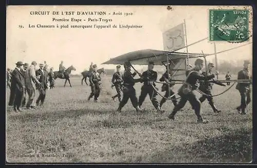 AK Les Chasseurs à pied remorquant l`appareil de Lindpaintner, Flugzeug