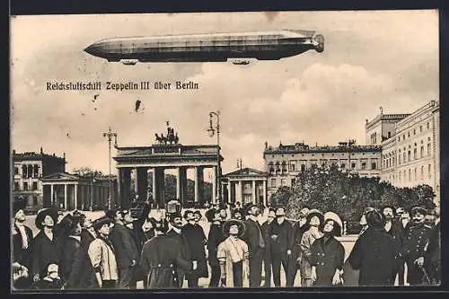 AK Berlin, Zeppelin über Brandenburger Tor