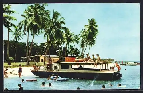 AK Suva, Oolooloo Cruise Yacht at the Beach