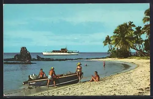 AK Ngaulito, Scene by the Beach with Luxury Motor Cruiser Stardust