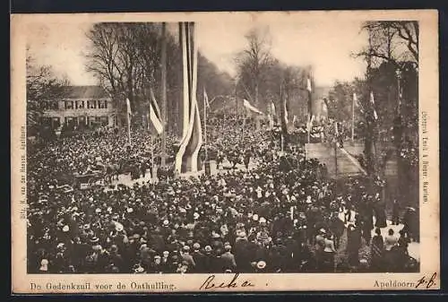 AK Apeldoorn, De Gedenkzuil voor de Onthulling