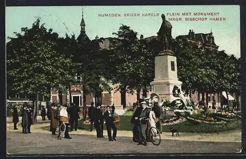 AK Nijmegen, Keizer Karels Plein met Monument Mrgr. Bisschop Hamer